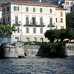 Riviera Отель