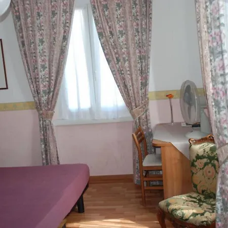 Riviera 3*