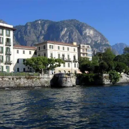 Riviera 3*
