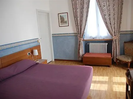 Riviera 3*