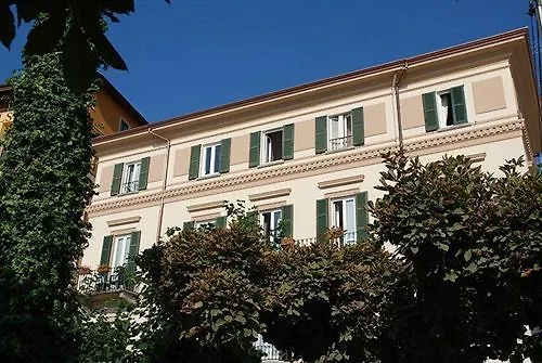 Riviera Szálloda Cadenabbia